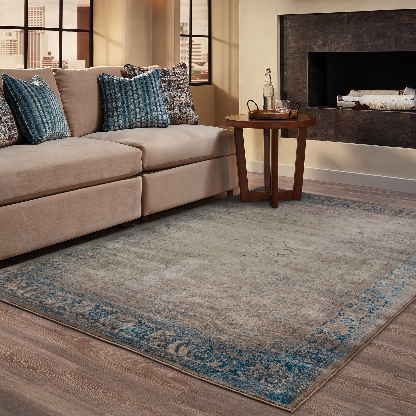 Pasha Blue Beige Traditional Distressed Indoor Rug