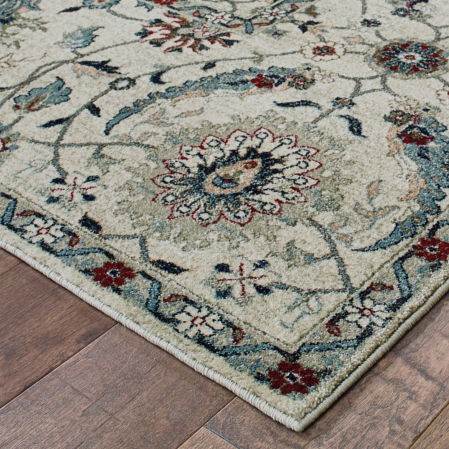 Raleigh Ivory Navy Traditional Oriental Indoor Rug