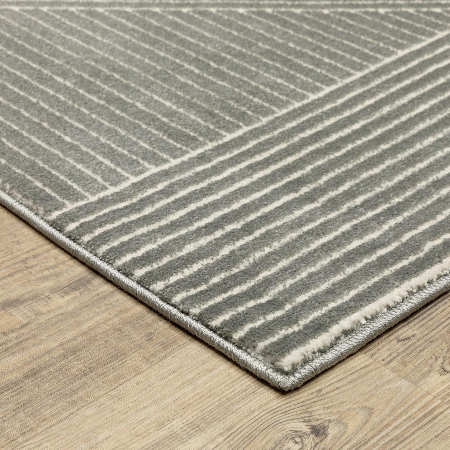 Raylan Grey Ivory Modern & Contemporary Geometric Indoor Rug