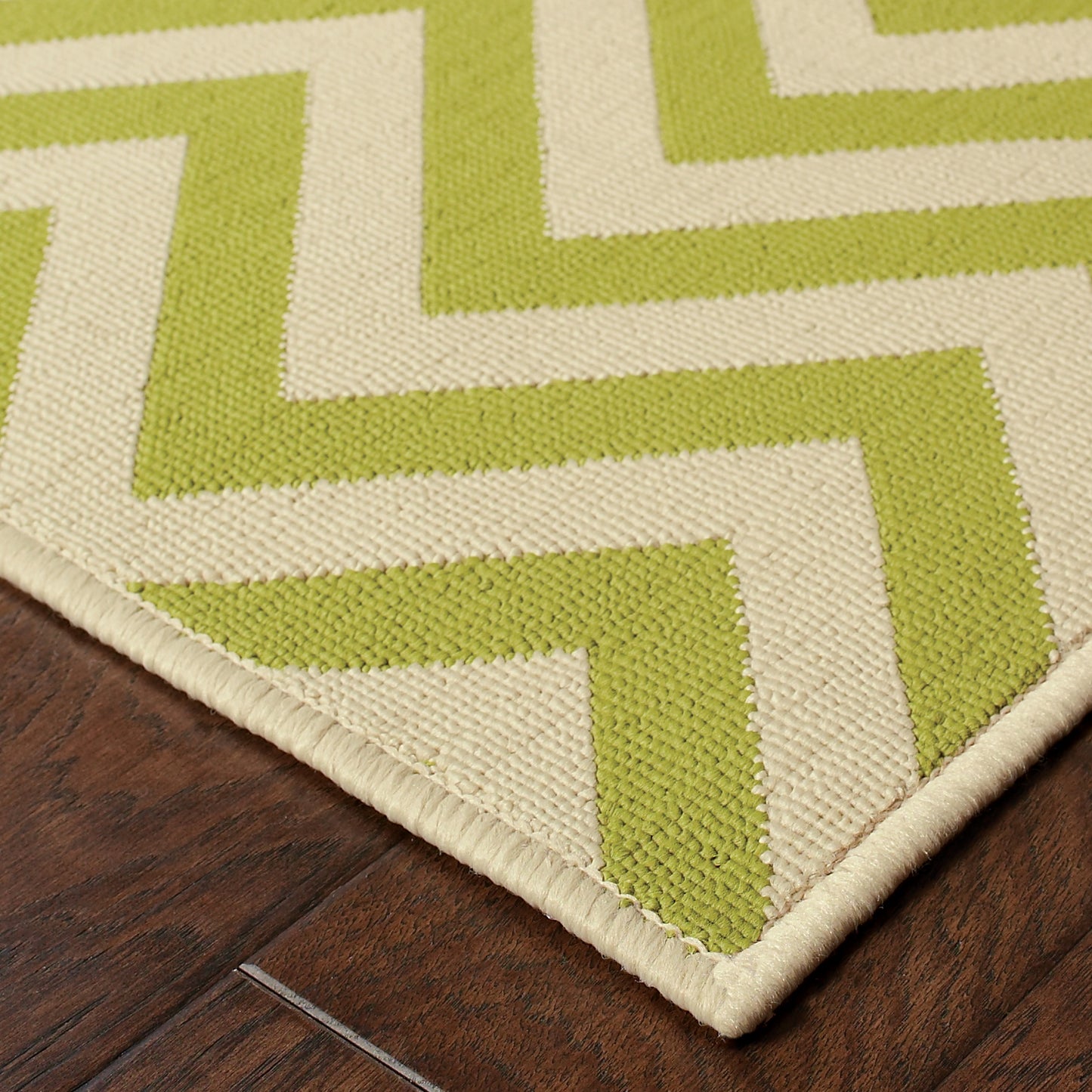 Riviera Green Ivory Transitional Geometric Indoor/Outdoor Rug