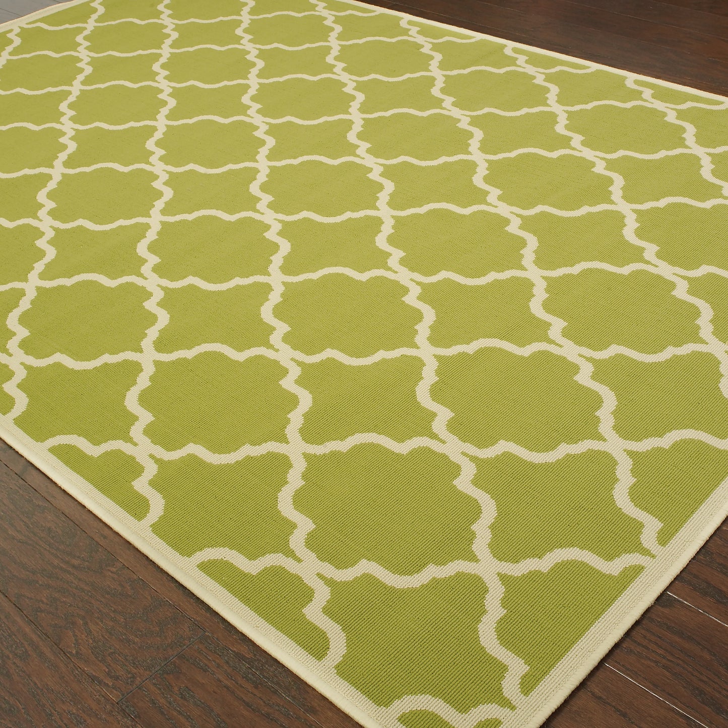 Riviera Green Ivory Moroccan Geometric Indoor/Outdoor Rug