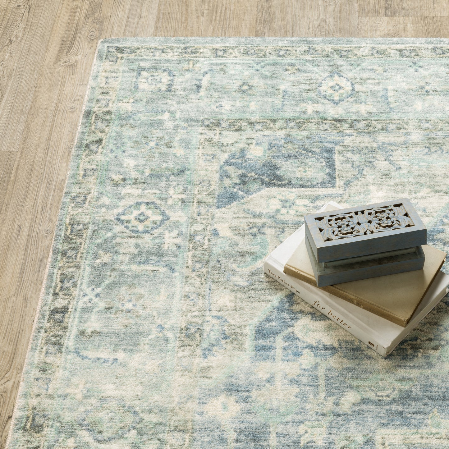 Savoy Grey Blue Traditional Medallion Indoor Rug