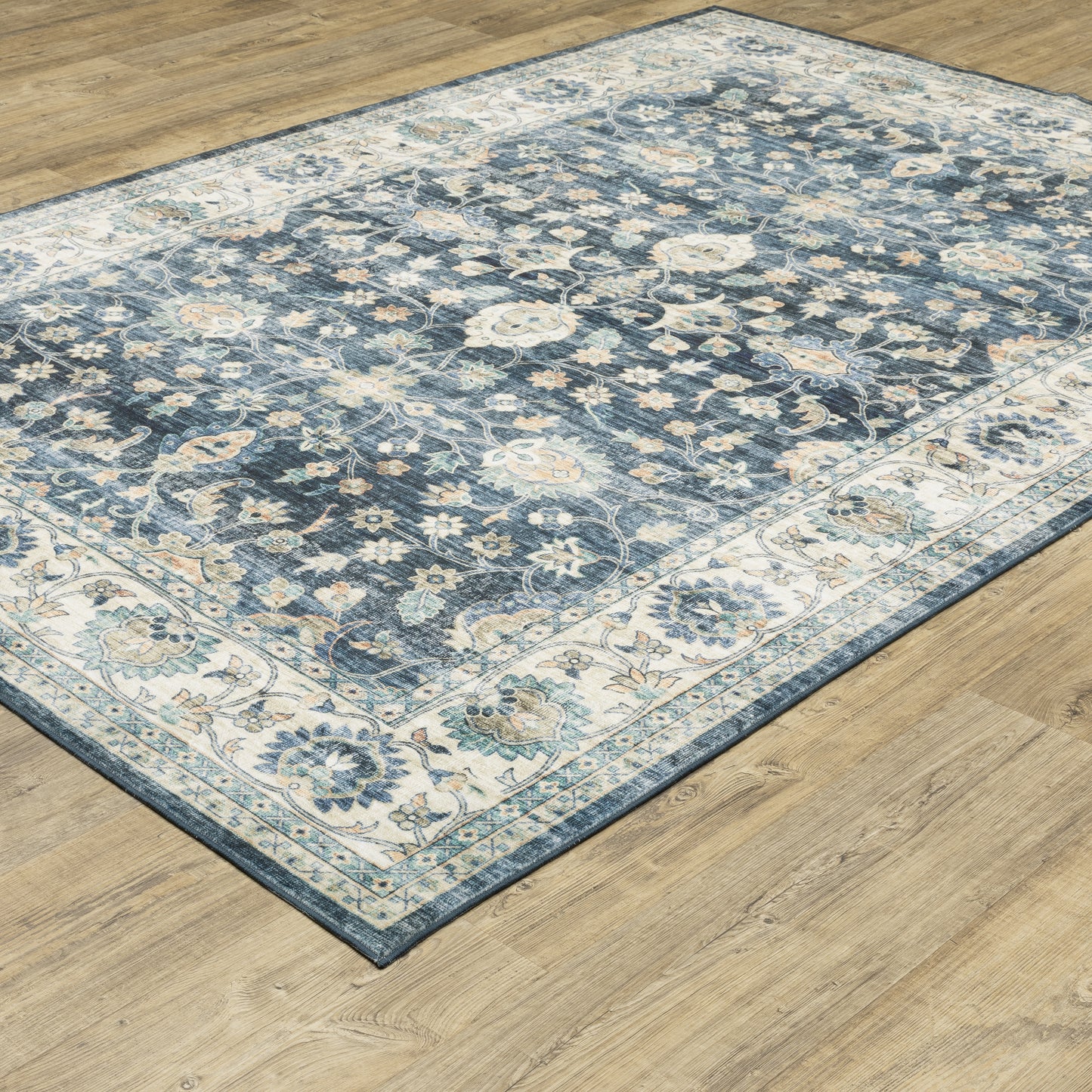 Sumter Blue Ivory Traditional Oriental Indoor Rug