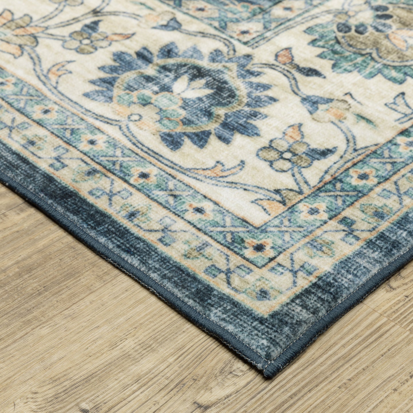 Sumter Blue Ivory Traditional Oriental Indoor Rug