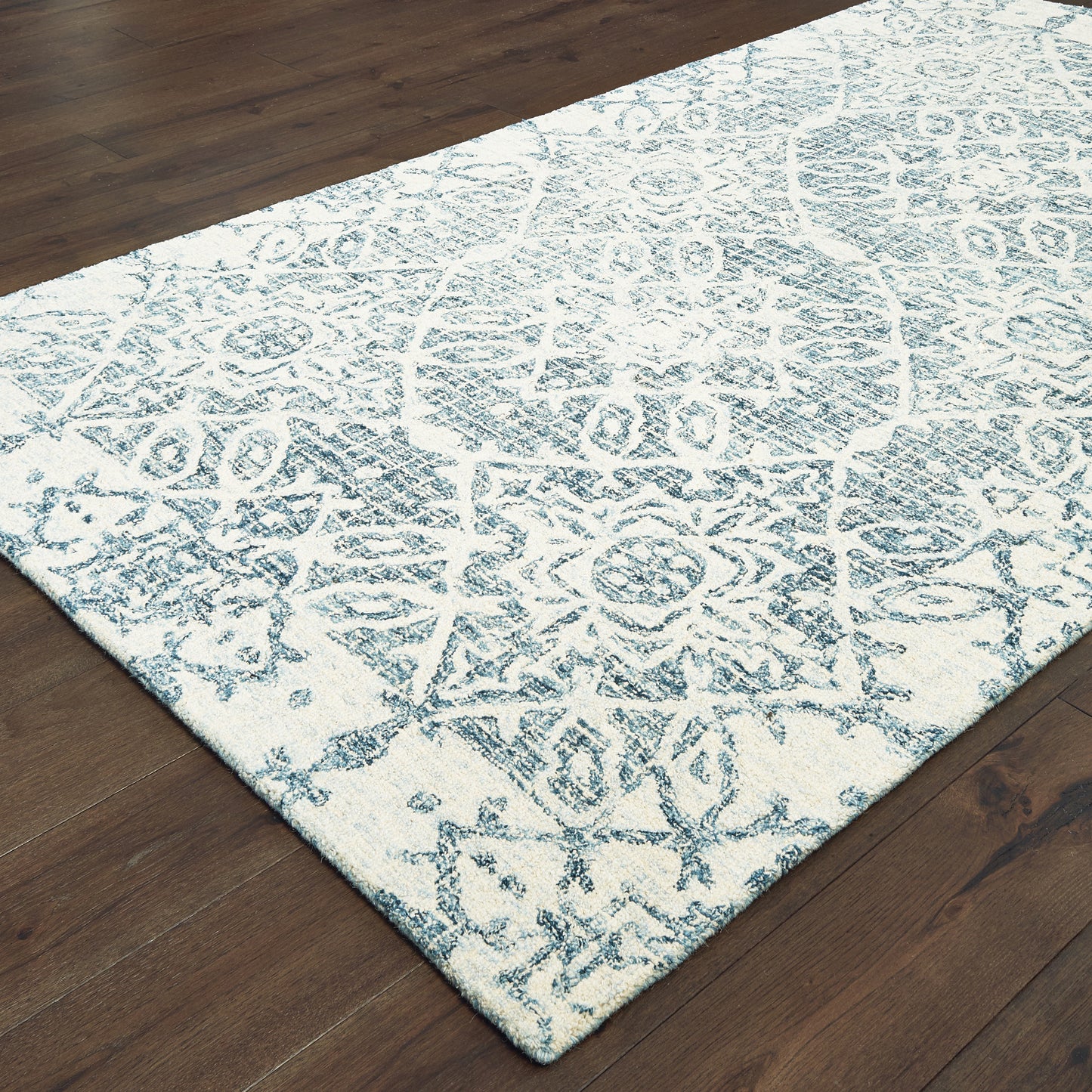 Tallavera Blue Ivory Transitional Geometric Indoor Rug