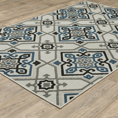 Torrey Light Grey Blue Global Geometric Indoor/Outdoor Rug