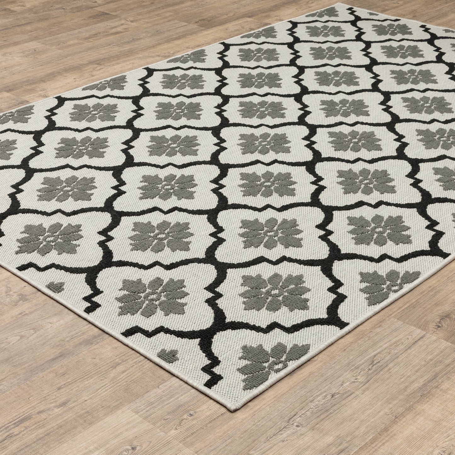 Torrey Light Grey Black Moroccan Geometric Indoor/Outdoor Rug