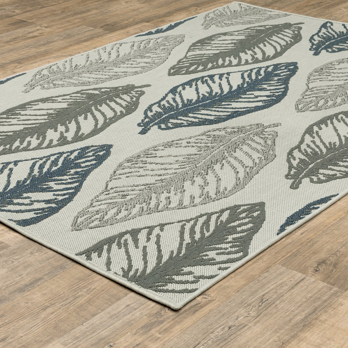 Torrey Light Grey Grey Tropical Botanical Indoor/Outdoor Rug