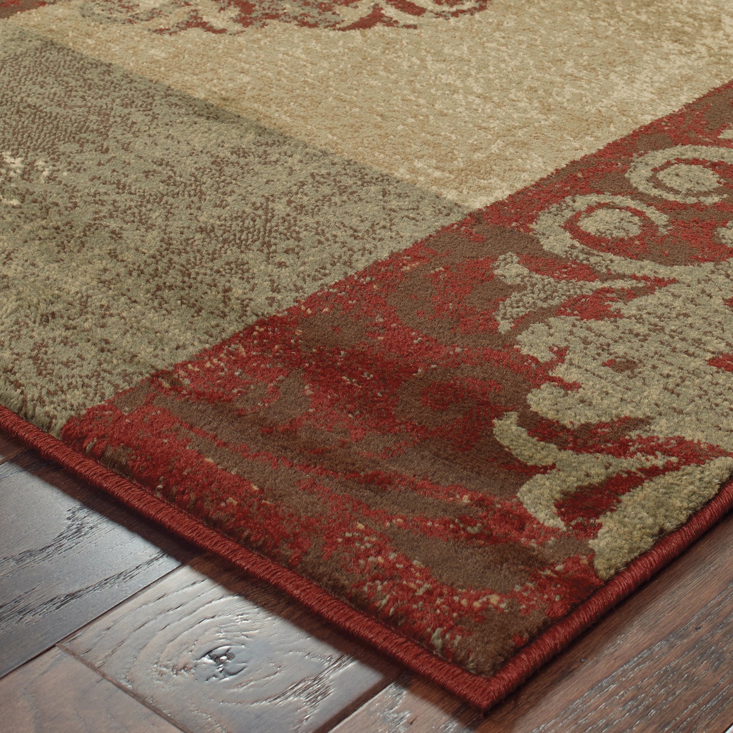 Tybee Green Red Transitional Geometric Indoor Rug