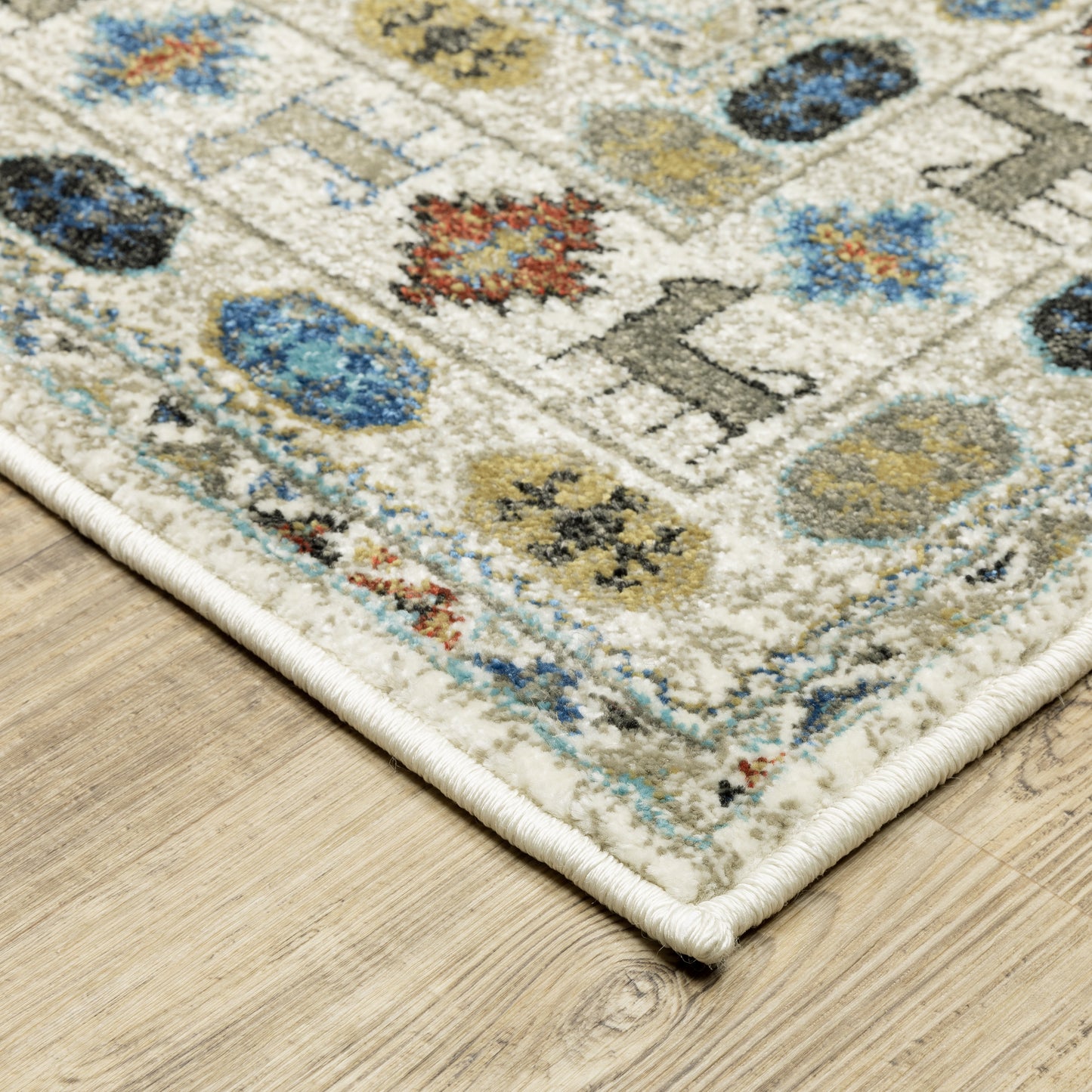 Venice Ivory Multi-colored Bohemian Tribal Indoor Rug