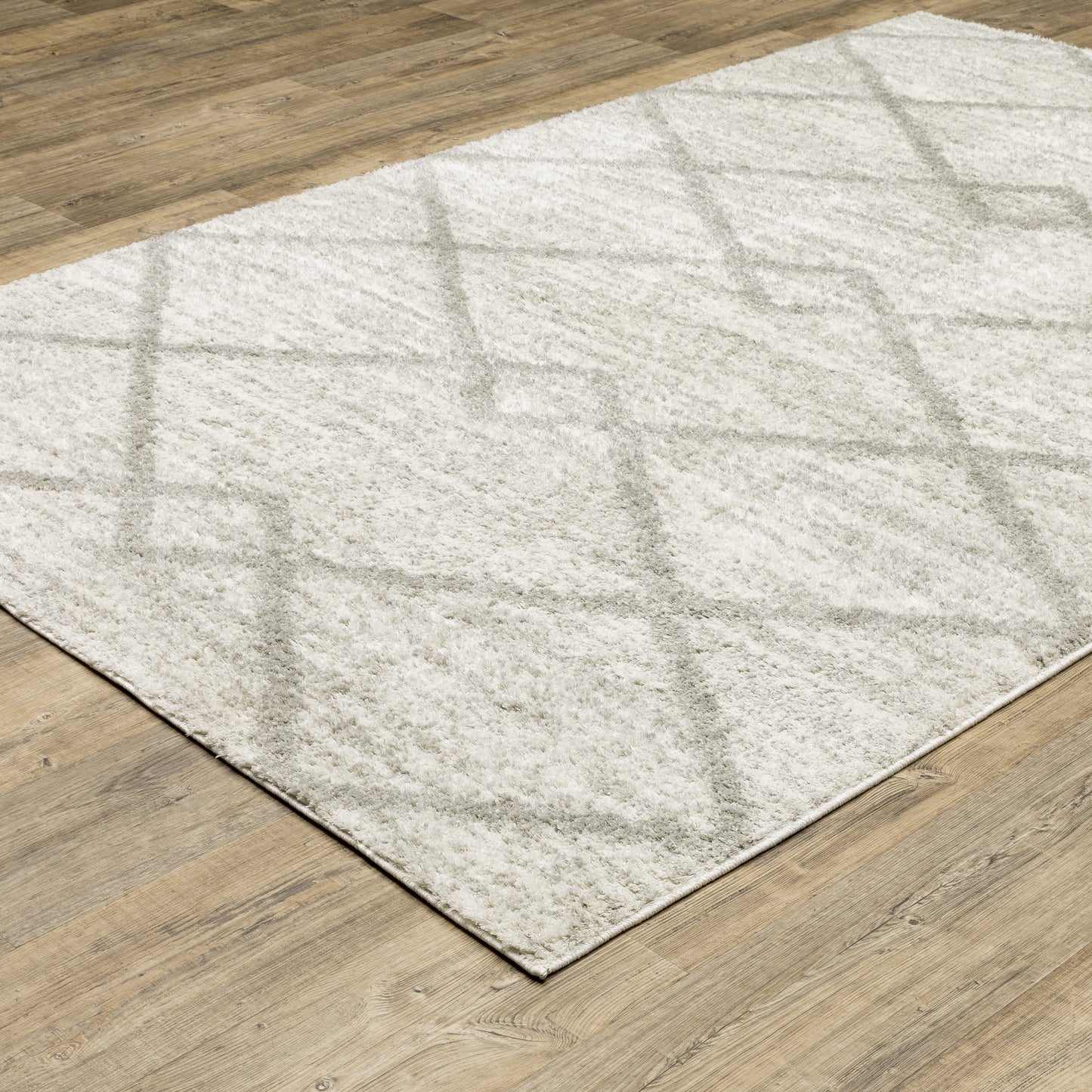 Verona Ivory Grey Modern & Contemporary Geometric Indoor Rug